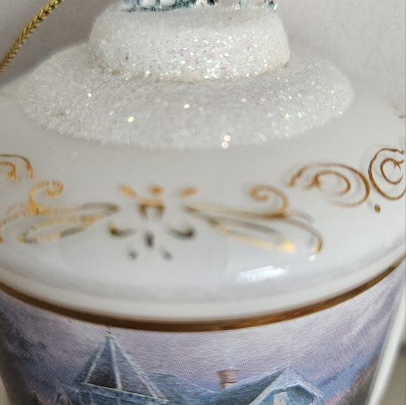 Thomas Kinkade Christmas Ball Ornament. Heirloom Ornament.#332973 - Picture 7 of 13